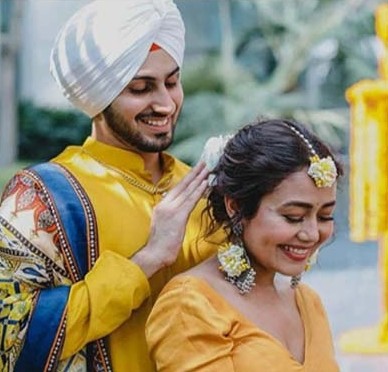(रंग संसार) आ रहा नेहा-रोहन का तीसरा सॉन्ग (रंग संसार) आ रहा नेहा-रोहन का तीसरा सॉन्ग