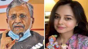 सुशील मोदी के ट्वीट पर भड़की लालू की बेटी ने ठेठ अंदाज में दिया जवाब सुशील मोदी के ट्वीट पर भड़की लालू की बेटी ने ठेठ अंदाज में दिया जवाब