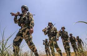बीएसएफ के अधिकार क्षेत्र, त्रिपुरा हिंसा और राज्य के विकास से जुड़े मुद्दों पर पीएम से चर्चा करेंगी ममता बीएसएफ के अधिकार क्षेत्र, त्रिपुरा हिंसा और राज्य के विकास से जुड़े मुद्दों पर पीएम से चर्चा करेंगी ममता