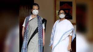 हर बार सोनिया गांधी से मिलना जरूरी है क्या ममता बनर्जी के बयान से मिल रहे बड़े संकेत हर बार सोनिया गांधी से मिलना जरूरी है क्या ममता बनर्जी के बयान से मिल रहे बड़े संकेत