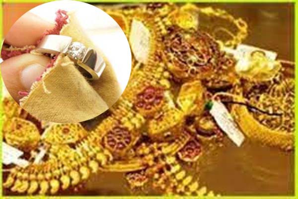 आभूषणों को घरेलू उपयों से चमकाएं आभूषणों को घरेलू उपयों से चमकाएं