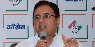 फिनमेकानिका से खरीद पर लगे प्रतिबंध हटने पर कांग्रेस का मोदी सरकार पर हमला, क्या गुप्त सौदा हुआ फिनमेकानिका से खरीद पर लगे प्रतिबंध हटने पर कांग्रेस का मोदी सरकार पर हमला, क्या गुप्त सौदा हुआ