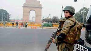 दिल्ली पुलिस ने एके-47 और हैंड ग्रेनेड के साथ पाक आतंकी को दबोचा -राजधानी दिल्ली को थी दहलाने की साजिश दिल्ली पुलिस ने एके-47 और हैंड ग्रेनेड के साथ पाक आतंकी को दबोचा -राजधानी दिल्ली को थी दहलाने की साजिश