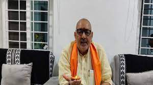 देश को विदेशी से ज्यादा देश के गद्दारों से है खतरा: गिरिराज सिंह -गिरिराज सिंह ने दीपावली में शहीदों के नाम दिया जलाने की भी अपील की देश को विदेशी से ज्यादा देश के गद्दारों से है खतरा: गिरिराज सिंह -गिरिराज सिंह ने दीपावली में शहीदों के नाम दिया जलाने की भी अपील की
