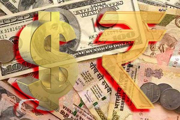 रुपये में गिरावट रुपये में गिरावट