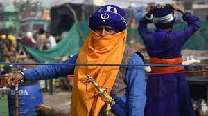 सिंघु बॉर्डर पर वर्तमान में 225 225 निहंग सिख मौजूद, मुख्य स्टेज की पहरेदारी करते सिंघु बॉर्डर पर वर्तमान में 225 225 निहंग सिख मौजूद, मुख्य स्टेज की पहरेदारी करते