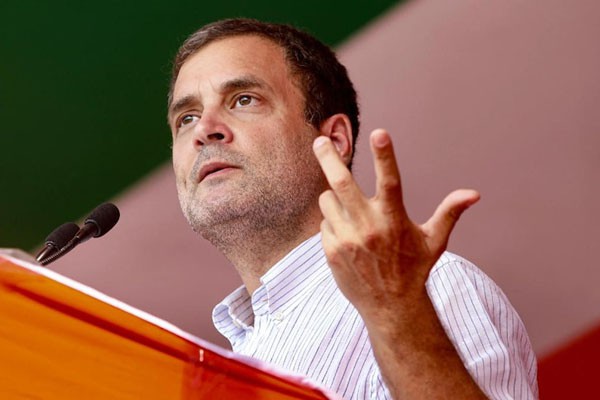 सुप्रीमकोर्ट के दो जज करें लखीमपुर हिंसा की जांच:राहुल गांधी -मामले पर कांग्रेस प्रतिनिधिमंडल ने राष्ट्रपति कोविंद को सौंपा ज्ञापन सुप्रीमकोर्ट के दो जज करें लखीमपुर हिंसा की जांच:राहुल गांधी -मामले पर कांग्रेस प्रतिनिधिमंडल ने राष्ट्रपति कोविंद को सौंपा ज्ञापन