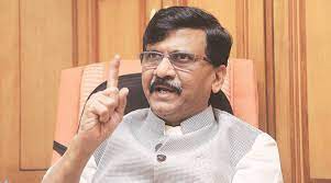 विपक्षी नेताओं को लखीमपुर जाने से रोकने पर भड़की शिवसेना विपक्षी नेताओं को लखीमपुर जाने से रोकने पर भड़की शिवसेना