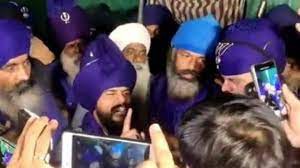 सिंघु बॉर्डर पर हत्या मामले में सरेंडर आरोपी ने कहा- मुझे नहीं पछतावा - संयुक्त किसान मोर्चा ने हत्या मामले में जांच की मांग उठाई सिंघु बॉर्डर पर हत्या मामले में सरेंडर आरोपी ने कहा- मुझे नहीं पछतावा - संयुक्त किसान मोर्चा ने हत्या मामले में जांच की मांग उठाई