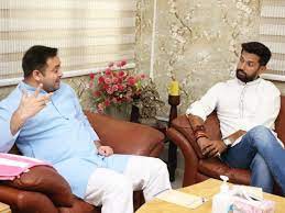 चिराग पासवान और तेजस्वी यादव की मुलाकात, गठबंधन पर कही ये बात चिराग पासवान और तेजस्वी यादव की मुलाकात, गठबंधन पर कही ये बात