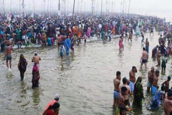 स्नान भी बना सकता धनवान स्नान भी बना सकता धनवान