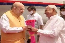केंद्रीय गृहमंत्री अमित शाह ने सीएम नीतीश कुमार से की मुलाकात केंद्रीय गृहमंत्री अमित शाह ने सीएम नीतीश कुमार से की मुलाकात