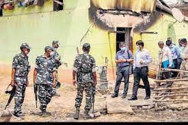 बीरभूम हत्याकांड मामले में मुंबई से गिरफ्तार किए गए चार लोगों को कोलकाता लाया गया 