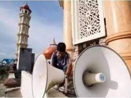  मुंबई में भाजपा नेता मंदिरों के लिए फ्री में बांट रहें हैं हज़ारों लाउडस्पीकर