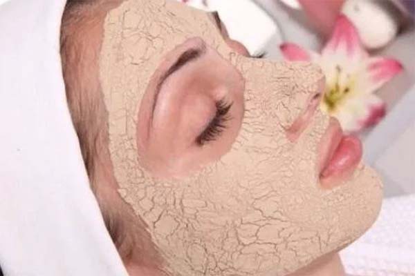 त्वचा की समस्याओं से राहत के लिए करें ये उपाय त्वचा की समस्याओं से राहत के लिए करें ये उपाय