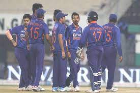 भारत 8 रन से जीत के साथ सीरीज जीती, पाक का रिकार्ड तोड़ा  