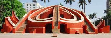 अब लाल रंग के होंगे दिल्ली में बने जंतर मंतर के सभी यंत्र अब लाल रंग के होंगे दिल्ली में बने जंतर मंतर के सभी यंत्र