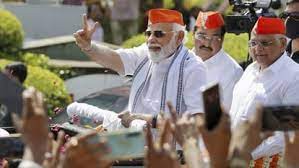 अब मिशन गुजरात पर निकले पीएम मोदी अब मिशन गुजरात पर निकले पीएम मोदी