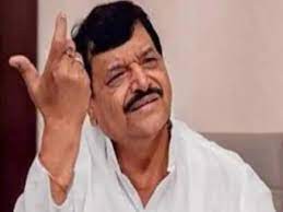 पश्चिम में 50 और मध्य में 45 सीटें मिलने का दावा किया शिवपाल ने पश्चिम में 50 और मध्य में 45 सीटें मिलने का दावा किया शिवपाल ने