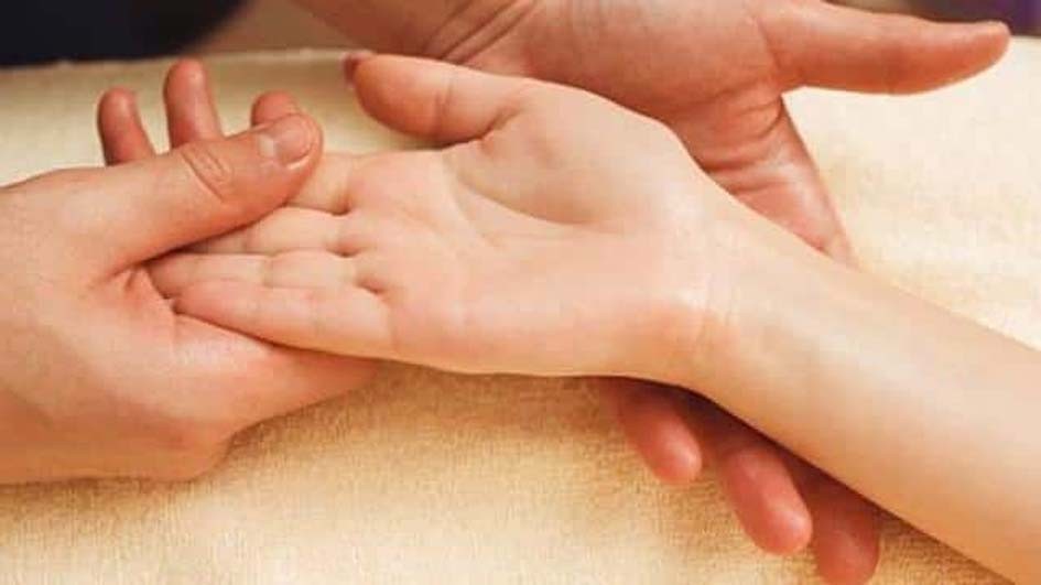 हृदय रेखा छोटी सा फिर हल्की होना अच्छा नहीं हृदय रेखा छोटी सा फिर हल्की होना अच्छा नहीं