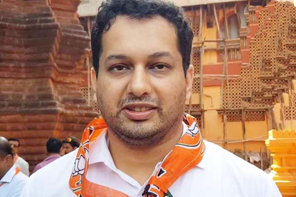 भाजपा के लिए मुसीबत खड़ी करेंगे मनोहर पर्रिकर के बेटे भाजपा के लिए मुसीबत खड़ी करेंगे मनोहर पर्रिकर के बेटे