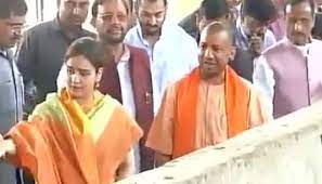 मुलायम की बहू अपर्णा यादव के भाजपा का दामन थामने की अटकलें -पूर्व आइपीएस असीम अरुण भी भाजपा की सदस्यता लेंगे मुलायम की बहू अपर्णा यादव के भाजपा का दामन थामने की अटकलें -पूर्व आइपीएस असीम अरुण भी भाजपा की सदस्यता लेंगे