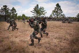 जे एण्ड के आतंकियों का काम तमाम करने आए वायुसेना के गरुड़ कमांडो जे एण्ड के आतंकियों का काम तमाम करने आए वायुसेना के गरुड़ कमांडो