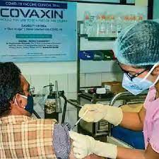 मुंबई में अब दो शिफ्टों में होगा वैक्सीनेशन