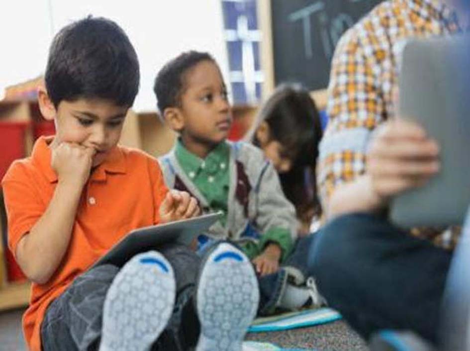 बच्चों से बहानेबाजी न करें बच्चों से बहानेबाजी न करें