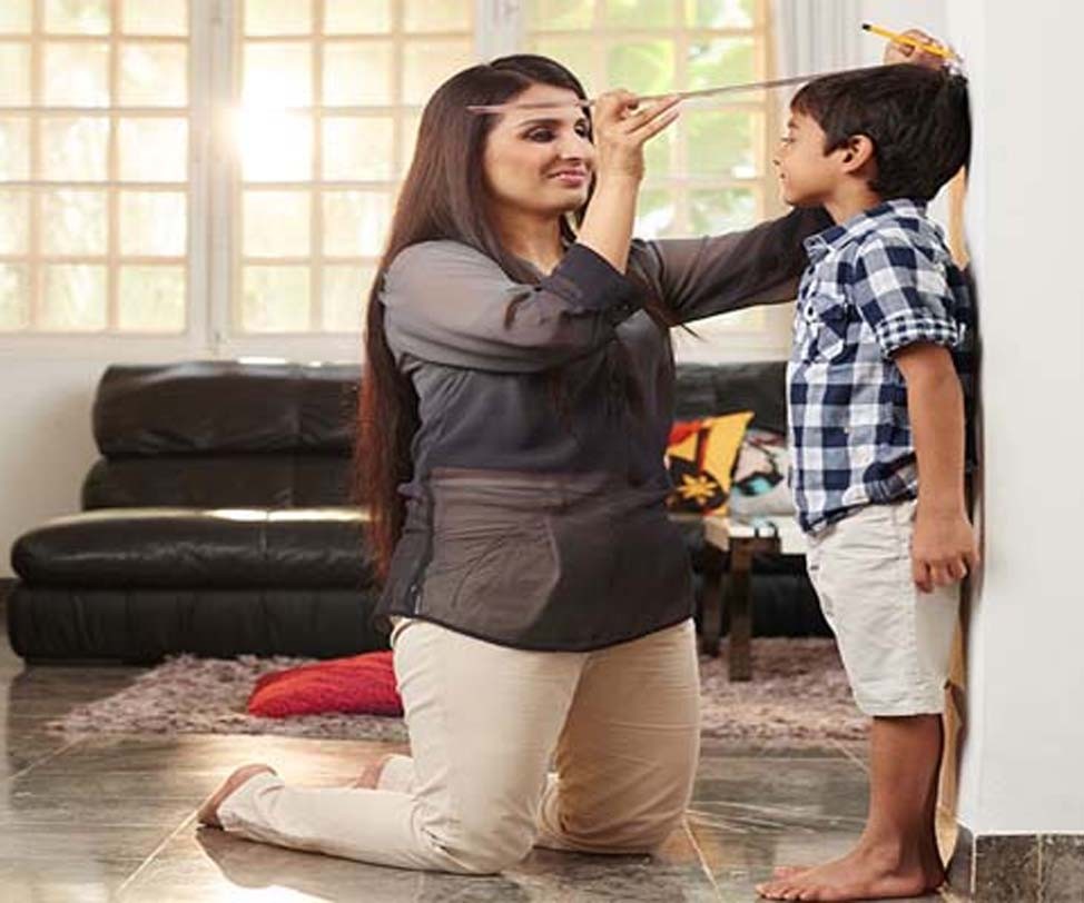 पौष्टिक आहार से बढ़ती है बच्चों की लंबाई पौष्टिक आहार से बढ़ती है बच्चों की लंबाई