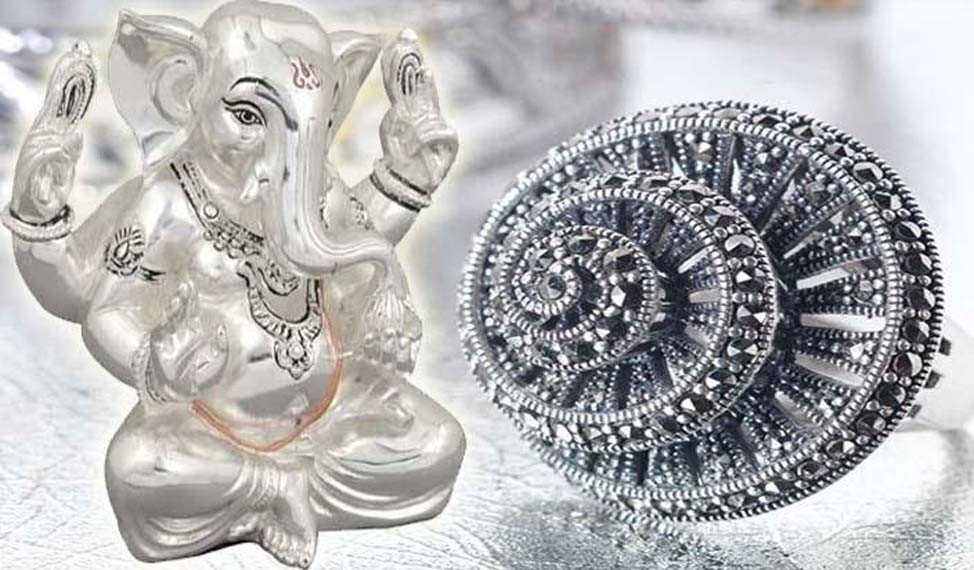 सोया हुआ भाग्य जगा सकती है चांदी सोया हुआ भाग्य जगा सकती है चांदी