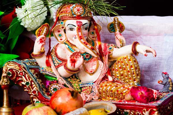 वास्तुदोष दूर करने करें गणपति पूजा वास्तुदोष दूर करने करें गणपति पूजा