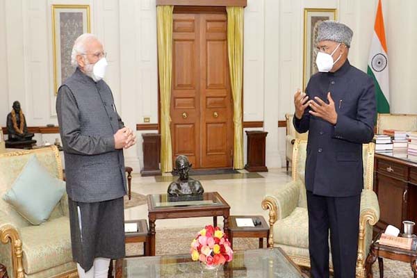 यूक्रेन संकट- राष्ट्रपति रामनाथ कोविंद से मिले पीएम मोदी, ‘ऑपरेशन गंगा’ पर की बात यूक्रेन संकट- राष्ट्रपति रामनाथ कोविंद से मिले पीएम मोदी, ‘ऑपरेशन गंगा’ पर की बात