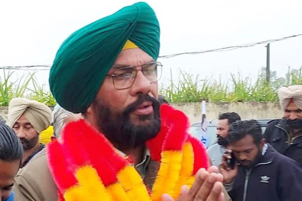 यह आम लोगों की सरकार है, सरकार द्वारा हर प्रयास किया जायेगा:धालीवाल -सरकार में रिश्वतख़ोरों के लिए कोई जगह नहीं, हर हाल में रोकेंगे रिश्वतखोरी यह आम लोगों की सरकार है, सरकार द्वारा हर प्रयास किया जायेगा:धालीवाल -सरकार में रिश्वतख़ोरों के लिए कोई जगह नहीं, हर हाल में रोकेंगे रिश्वतखोरी