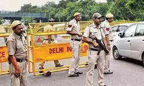 राजधानी को दहलाने की फिराक में हैं आतंकी तहरीक-ए-तालिबान की धमकी के बाद दिल्लीएनसीआर में अलर्ट राजधानी को दहलाने की फिराक में हैं आतंकी तहरीक-ए-तालिबान की धमकी के बाद दिल्लीएनसीआर में अलर्ट