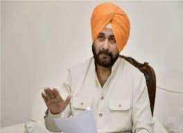 हरभजन को छोड़कर बाकी सब दिल्ली के रिमोट कंट्रोल की बैटरियां सिद्धू ने केजरीवाल पर कसा तंज हरभजन को छोड़कर बाकी सब दिल्ली के रिमोट कंट्रोल की बैटरियां सिद्धू ने केजरीवाल पर कसा तंज