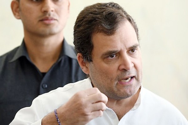 यूक्रेन में फंसे छात्रों को लेकर राहुल गांधी ने केंद्र पर बोला हमला यूक्रेन में फंसे छात्रों को लेकर राहुल गांधी ने केंद्र पर बोला हमला