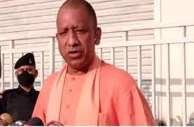 जनता चूकी तो फिर जाएगा 5 साल की मेहनत पर पानी:सीएम योगी -सुबह सात बजे ही बूथ पर पहुंचे सीएम अपने बूथ के पहले मतदाता भी बने जनता चूकी तो फिर जाएगा 5 साल की मेहनत पर पानी:सीएम योगी -सुबह सात बजे ही बूथ पर पहुंचे सीएम अपने बूथ के पहले मतदाता भी बने