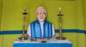 तमिलनाडु के किसान ने बनाया मोदी का मंदिर तमिलनाडु के किसान ने बनाया मोदी का मंदिर