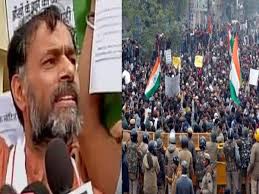 नागरिकता कानून : लाल किले से प्रदर्शनकारियों को हिरासत में लिया नागरिकता कानून : लाल किले से प्रदर्शनकारियों को हिरासत में लिया