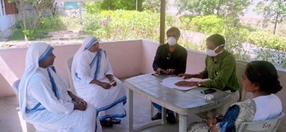 (बिलासपुर) खाद्य निरीक्षक ने व्यक्तिगत तौर पर की मदर टेरेसा आश्रम की मदद (बिलासपुर) खाद्य निरीक्षक ने व्यक्तिगत तौर पर की मदर टेरेसा आश्रम की मदद