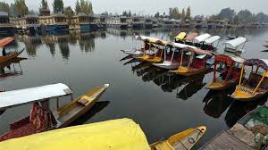 कश्मीर में शीतलहर से तापमान में आई गिरावट - कई जगहों पर पारा शून्य से नीचे पहुंचा कश्मीर में शीतलहर से तापमान में आई गिरावट - कई जगहों पर पारा शून्य से नीचे पहुंचा