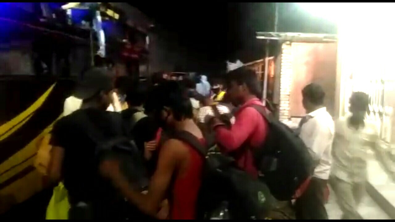 सरकार के आदेश का प्रशासन कर रही है नजरअंदाज सरकार के आदेश का प्रशासन कर रही है नजरअंदाज