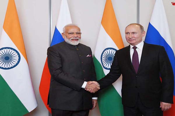 मोदी ने पुतिन से की भेंट, विजय दिवस समारोह के लिए रूस आने का स्वीकारा न्योता मोदी ने पुतिन से की भेंट, विजय दिवस समारोह के लिए रूस आने का स्वीकारा न्योता