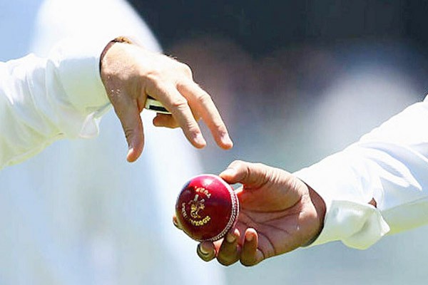 शेफील्ड शील्ड में ड्यूक्स गेंदों का इस्तेमाल नहीं करेगा सीए शेफील्ड शील्ड में ड्यूक्स गेंदों का इस्तेमाल नहीं करेगा सीए