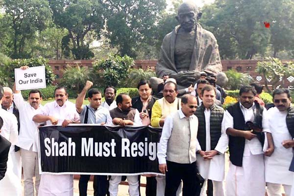 दिल्ली हिंसा पर हंगामा होने से पूर्व ही सदन की कार्यवाही 2 बजे तक के लिए स्थगित दिल्ली हिंसा पर हंगामा होने से पूर्व ही सदन की कार्यवाही 2 बजे तक के लिए स्थगित