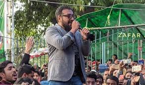 यहां आकर मुझे लगा कि हम जिंदा हैं - जामिया में चल रहे प्रदर्शन में अनुराग कश्यप ने कहा यहां आकर मुझे लगा कि हम जिंदा हैं - जामिया में चल रहे प्रदर्शन में अनुराग कश्यप ने कहा