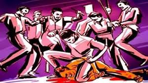 (पटना) कोरोना संदिग्धों की सूचना दी तो लोगों ने पीट-पीटकर मारा डाला (पटना) कोरोना संदिग्धों की सूचना दी तो लोगों ने पीट-पीटकर मारा डाला