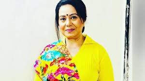 टीवी की 'भाभो' उर्फ नीलू वाघेला ने किया डिजिटल डेब्यू टीवी की 'भाभो' उर्फ नीलू वाघेला ने किया डिजिटल डेब्यू