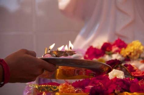 पूजा में जरुरी नियमों का पालन करें पूजा में जरुरी नियमों का पालन करें
